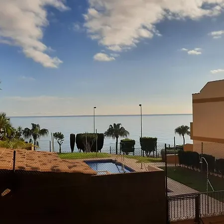 De 2 Dormitorios, Gran Terraza, Vistas Al Mar Cerca Playa Carvajal *
