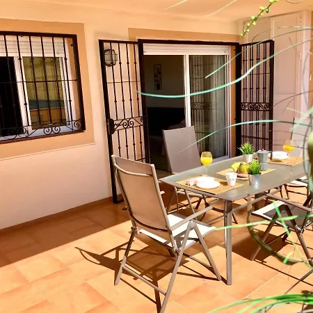De 2 Dormitorios, Gran Terraza, Vistas Al Mar Cerca Playa Carvajal Benalmadena