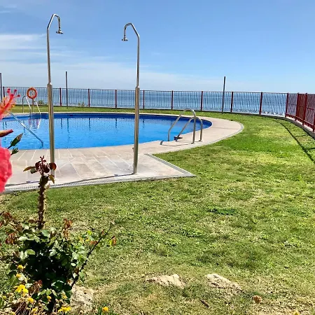De 2 Dormitorios, Gran Terraza, Vistas Al Mar Cerca Playa Carvajal *